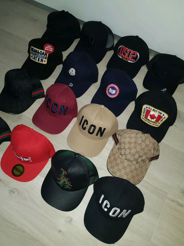 dsquared bobble hat